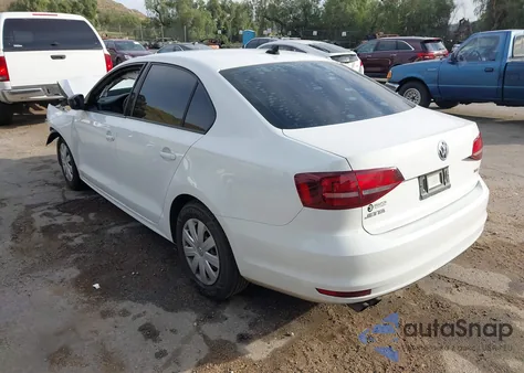 2016 Volkswagen Jetta 1.4T S z USA, uszkodzony, nr VIN 3VW167AJ2GM402545